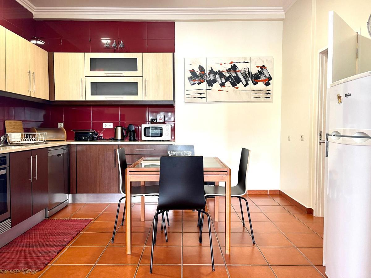 Beach Front House Πόντα Ντελγκάντα Εξωτερικό φωτογραφία