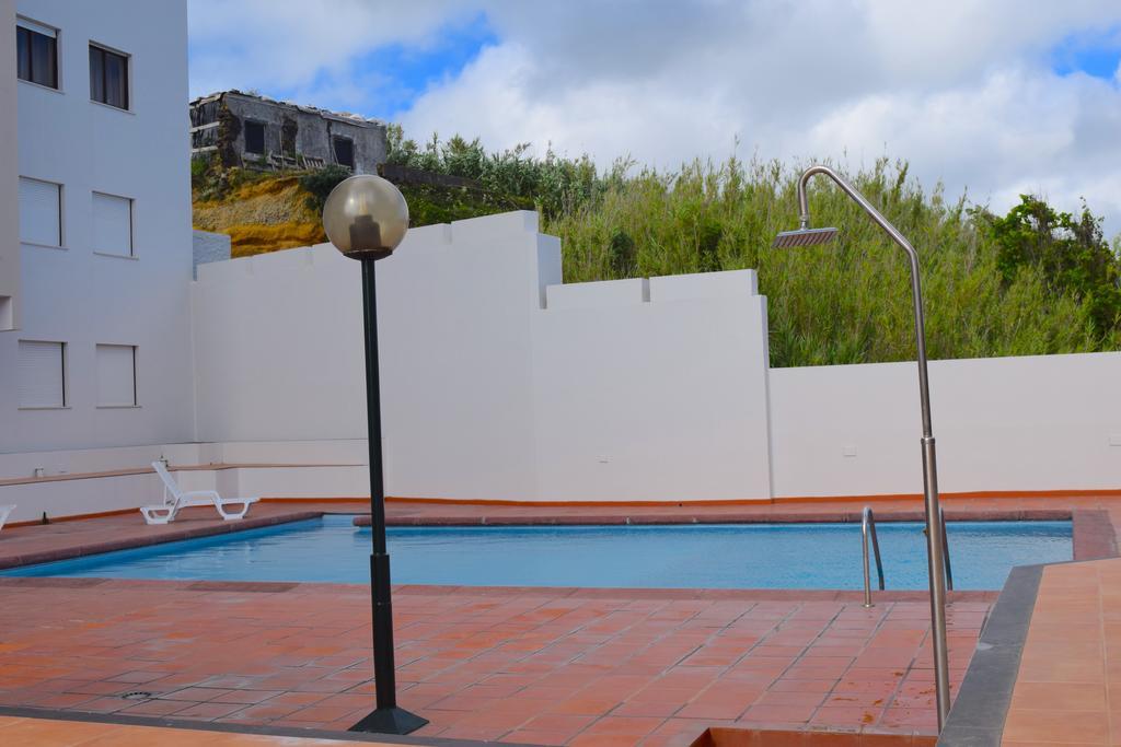 Beach Front House Πόντα Ντελγκάντα Εξωτερικό φωτογραφία